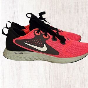 Nike Legend React Hot Punch Sneakers‎ SZ 7.5